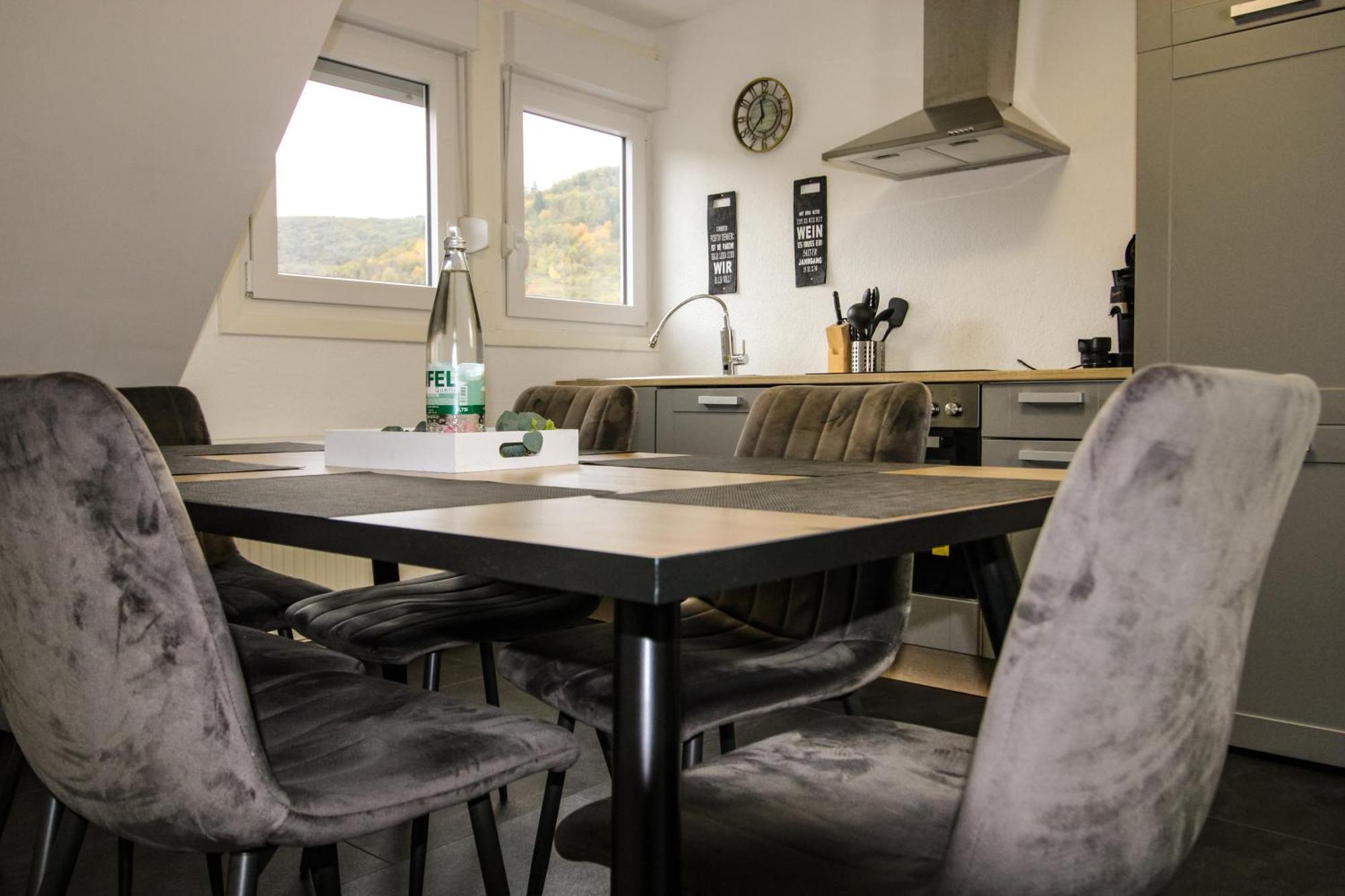 Sweet Six, Balkon, Netflix, Boxspringbetten, hochwertiges Bad Zell Exterior foto