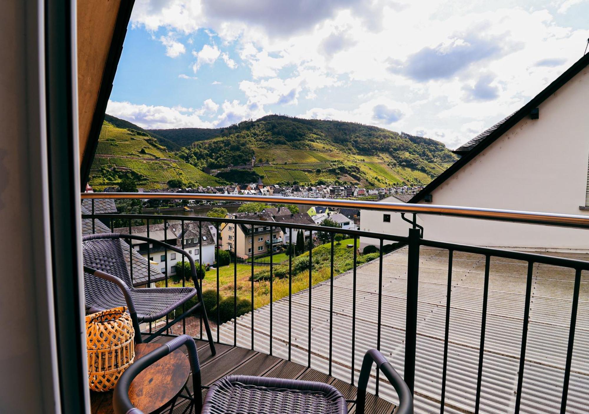 Sweet Six, Balkon, Netflix, Boxspringbetten, hochwertiges Bad Zell Exterior foto